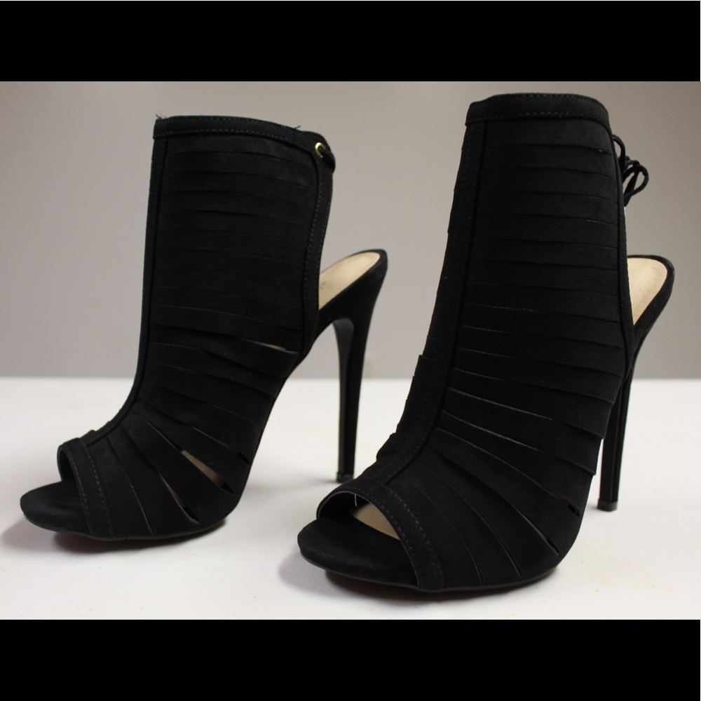 Black Open-toed Heeled Sandal